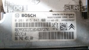 Bosch Bosch 0281015847 9674245280 label geschaalde ECU ECU